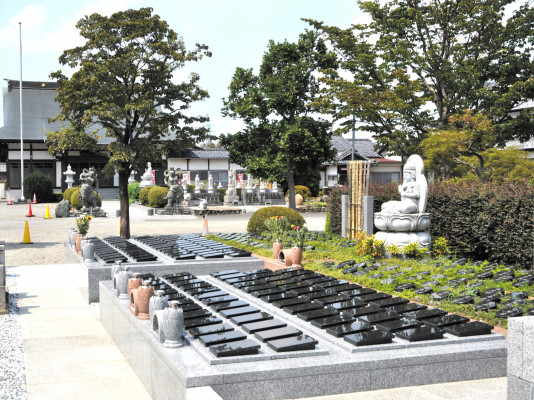 「明照寺　樹木葬Relaconfy(リラコンフィ―)」