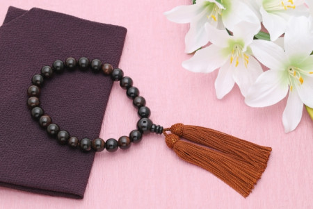 宗教儀礼がわからないときの振る舞い:無宗教葬や宗派混在時のマナー