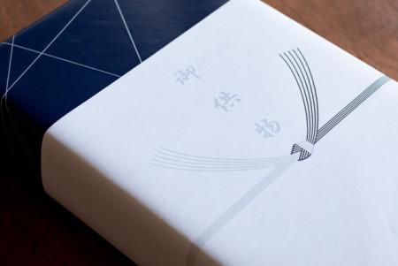 弔問時の手土産マナー：持参してよいもの・避けるべきもの