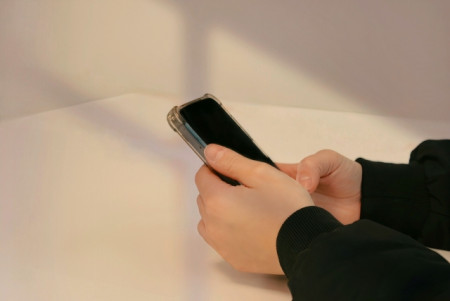 お悔やみメール・LINEのマナーと文例