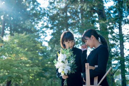 葬儀中に泣いてしまった時の対処法