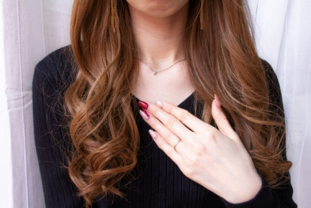 ネイル・ヘアカラーはどこまでOK？法事前の身だしなみチェック